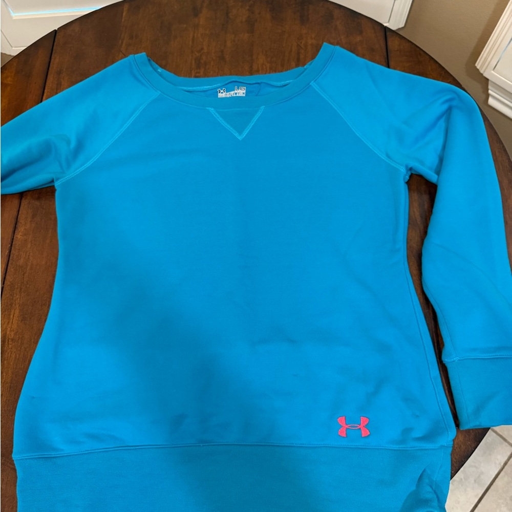 Under Armour semi-fitted Teal Sweatshirt with Pink Logo